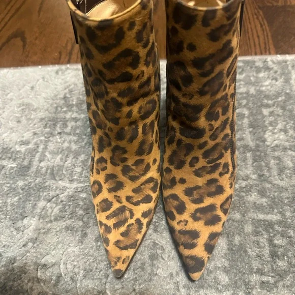 Christian Louboutin leopard booties - Picture 4 of 7